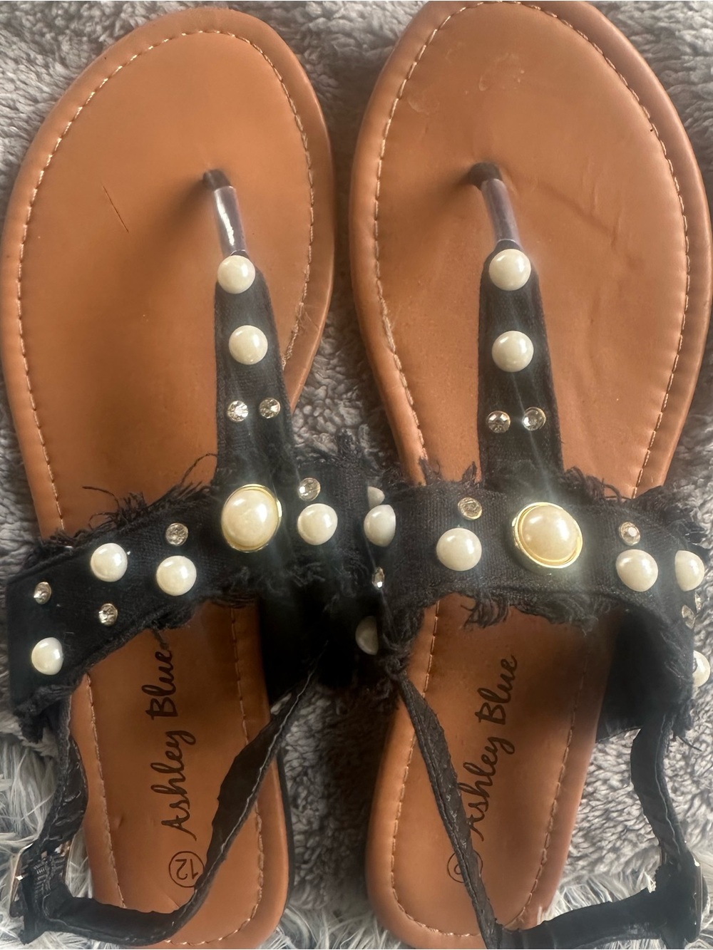 Ashley Blue Black Faux Pearl & Rhinestone Sandals Size: 12 - Picture 3 of 7